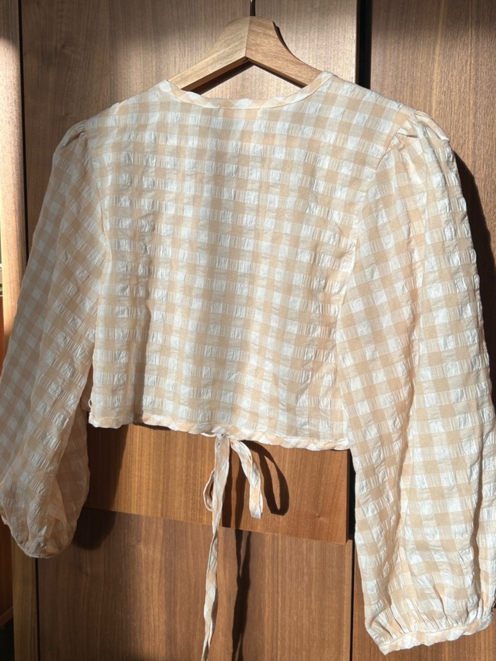 🍑 White & Peach Gingham Ballet Wrap Crop Top - Picture 4 of 4